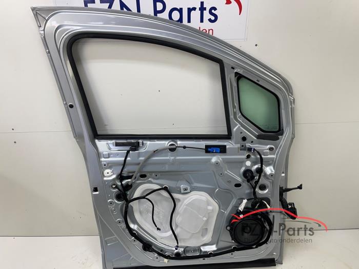 Mercedes-Benz Citan W420 Portier Links Compleet met ruit
