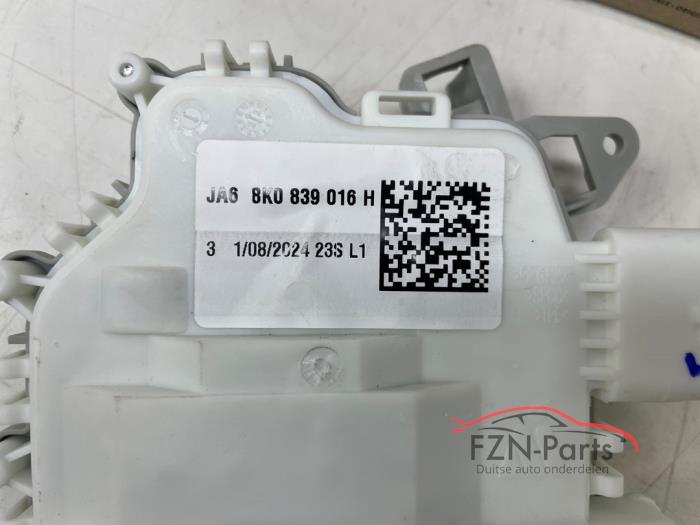 Audi A4 8K Portier deur slot mechaniek Rechts-achter