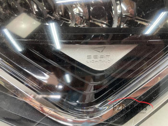 Seat Leon 5F1 Volled Koplamp Links Compleet