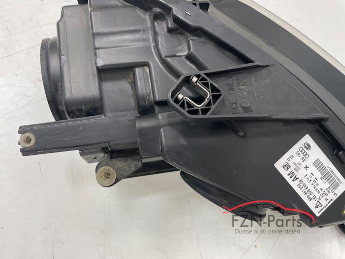 Audi A3 8P Facelift koplamp Links Xenon