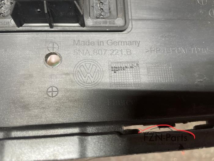 VW Tiguan 5NA R-Line Voorbumper LR7H 6PDC