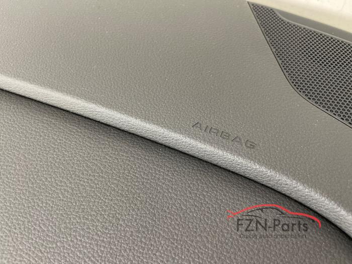 Audi E-Tron 4KE Dashboard basis Zwart