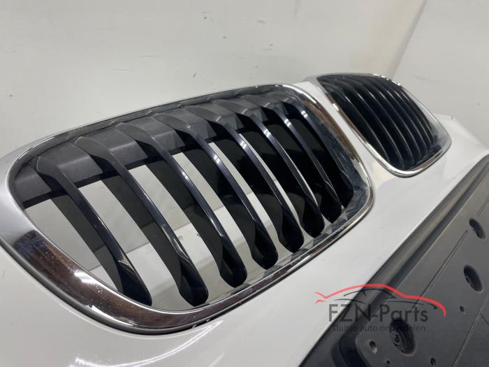 BMW X1 F48 Voorbumper 6PDC KLS