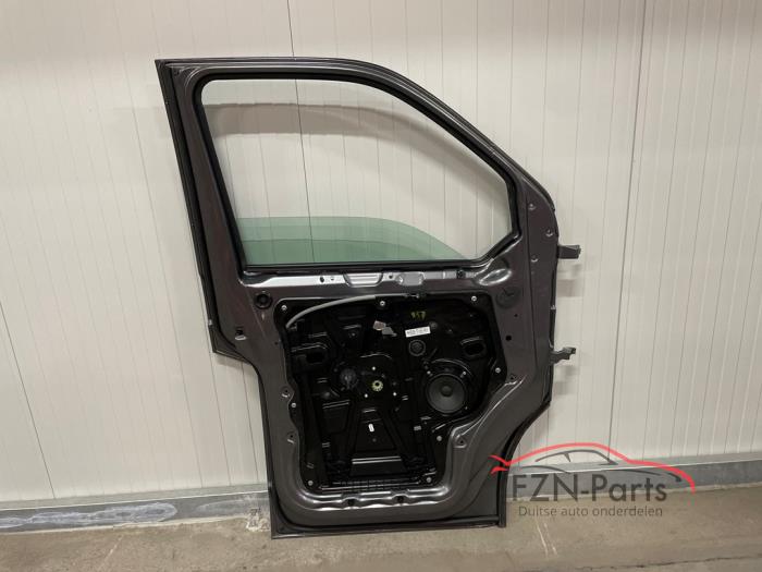 VW Transporter T6.1 Portier Links LR7H