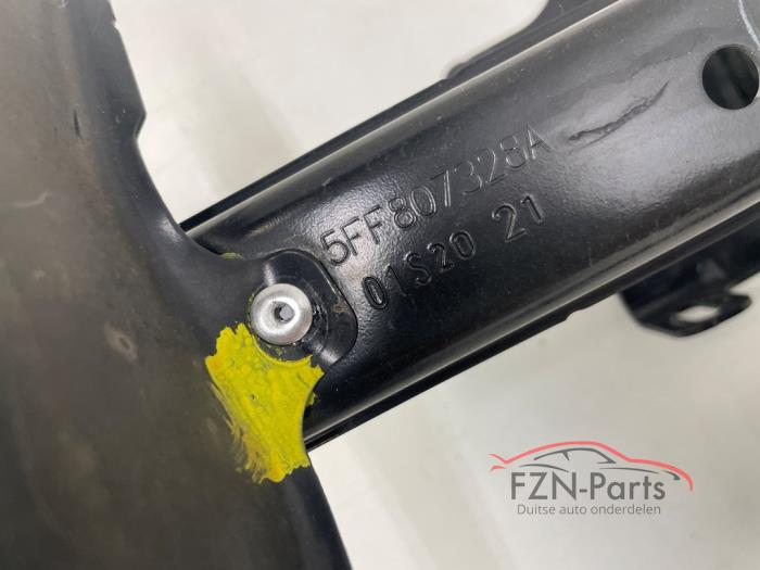 Cupra Formentor Bumperbalk Voorijde met strip