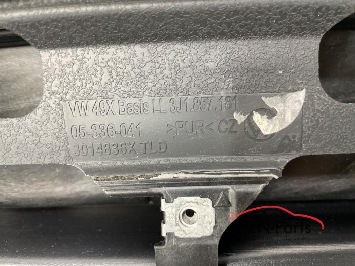 VW Passat B9 3J Dashboard Leer Leder Titaniumzwart