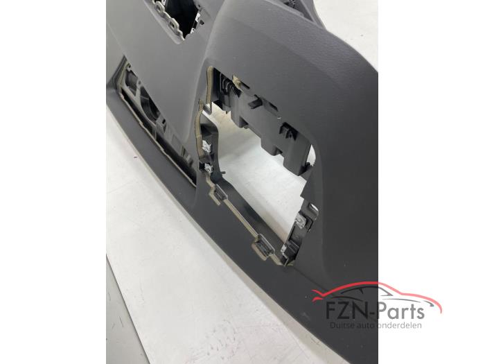 Audi Q2 81B Dashboard los Titaniumzwart Head Up + digitale teller