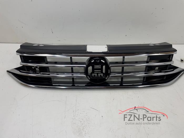 VW Tiguan 5NA Facelift R-Line Grille