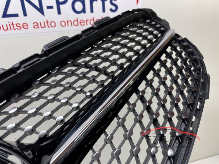Mercedes-Benz W205 C-klasse Facelift Diamond Grille