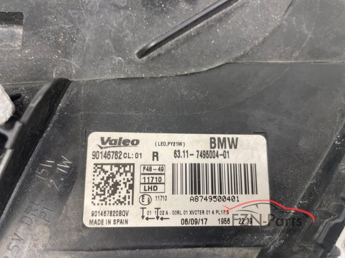 BMW X1 F48 Koplamp Volled Rechts Compleet