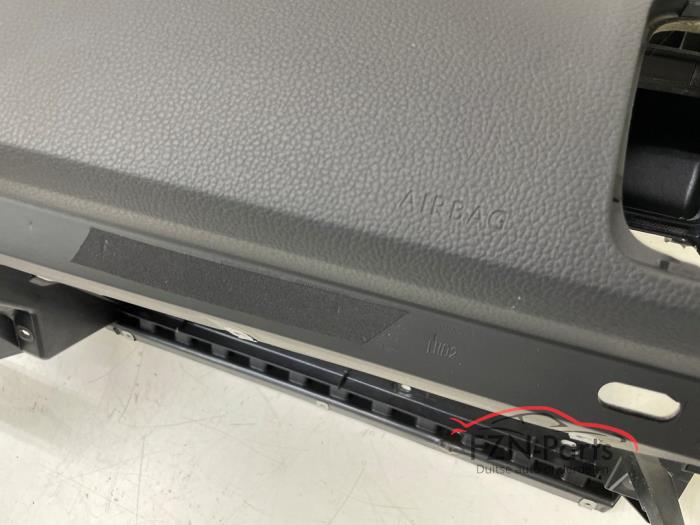 VW Scirocco 1K8 Facelift Dashboard Los Titaniumzwart