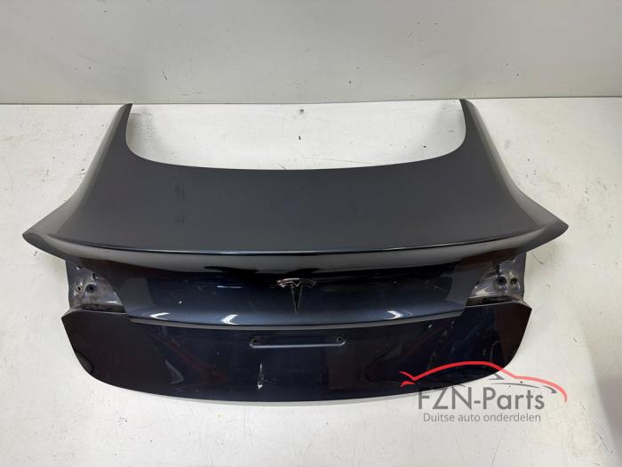 Tesla Model 3 Achterklep