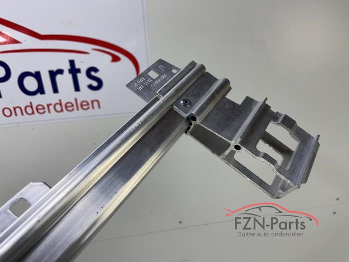 BMW X1 F48 Bumperbalk voor