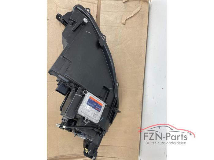 Tesla Model S Koplamp Links