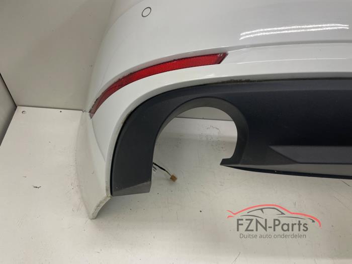 Audi A4 8W5 Sedan Achterbumper 4PDC