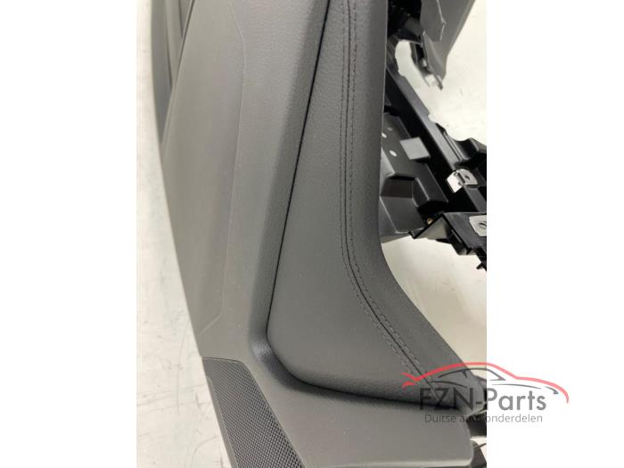 Audi E-Tron 4KE Dashboard basis Zwart