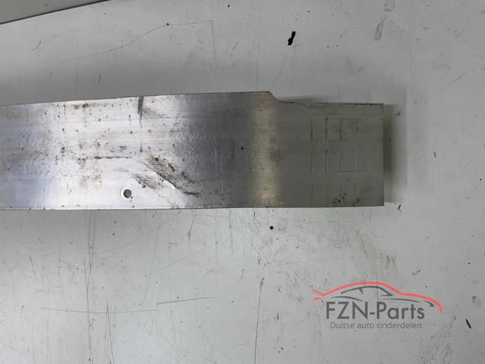 Mercedes-Benz A-Klasse W177 Bumperbalk voorzijde