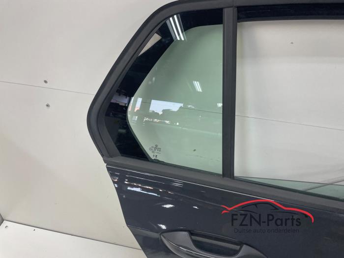 Vw Golf 8 Portier rechts-achter LI7F