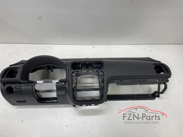 VW Scirocco 1K8 Facelift Dashboard Los Titaniumzwart