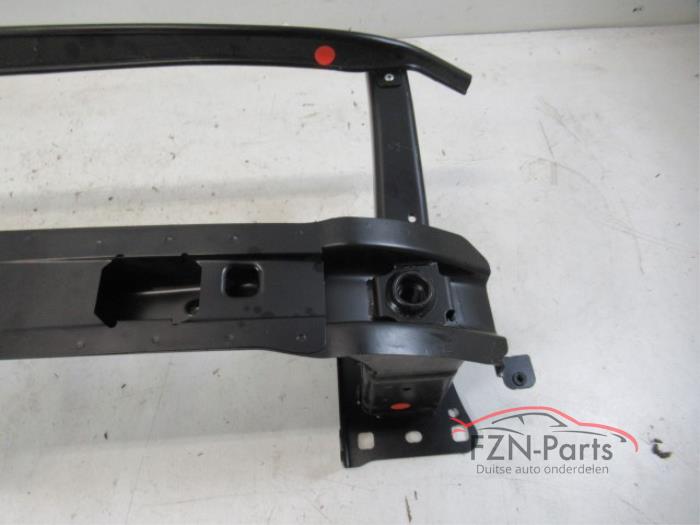 VW Passat B8 Bumperbalk