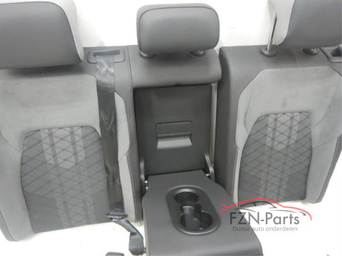 VW Golf 8 R-Line Achterbank 5-Deurs Stof Leer Alcantara