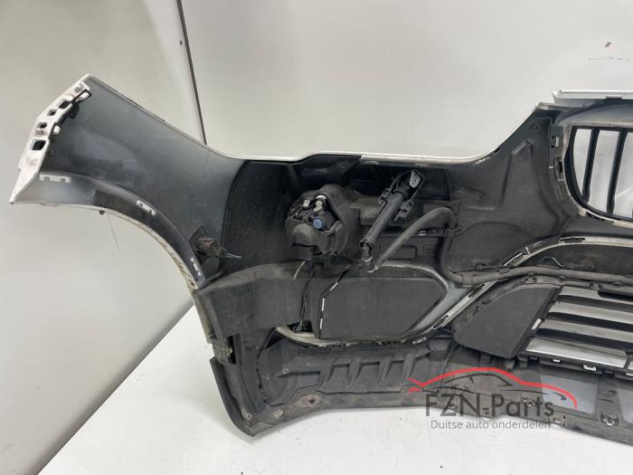 BMW X1 F48 Voorbumper 6PDC KLS