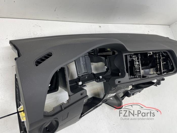 Seat Ateca 575 Dashboard Los Titaniumzwart