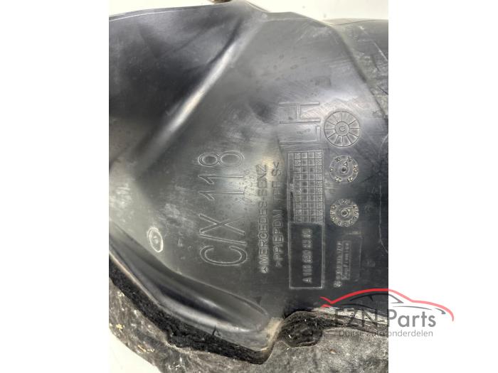 Mercedes-Benz Cla A118 Modderkuip Links-Voor