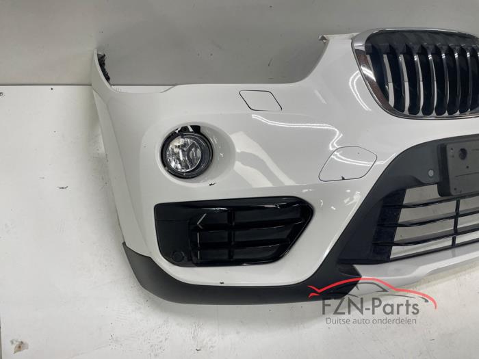 BMW X1 F48 Voorbumper 6PDC KLS