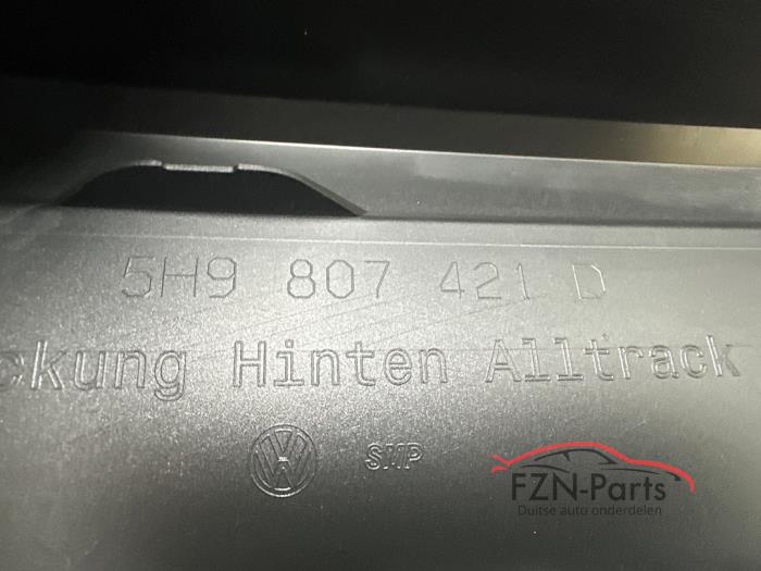 VW Golf 8 Variant Alltrack Achterbumper