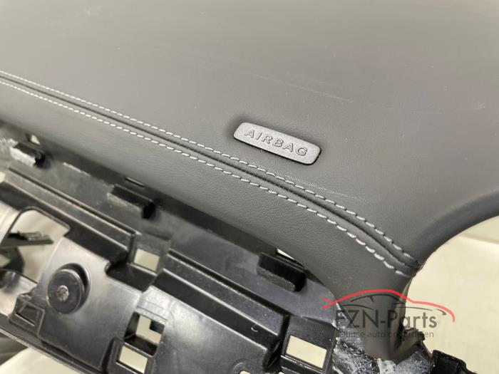 Mercedes-Benz C-Klasse W206 Dashboard los leer