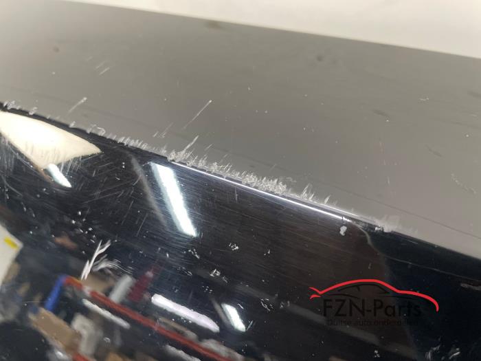 Tesla Model Y Voorbumper Solid black