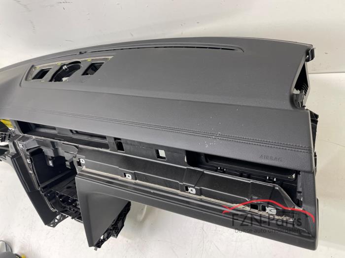 VW Arteon 3G8 Dashboard los zwart leer
