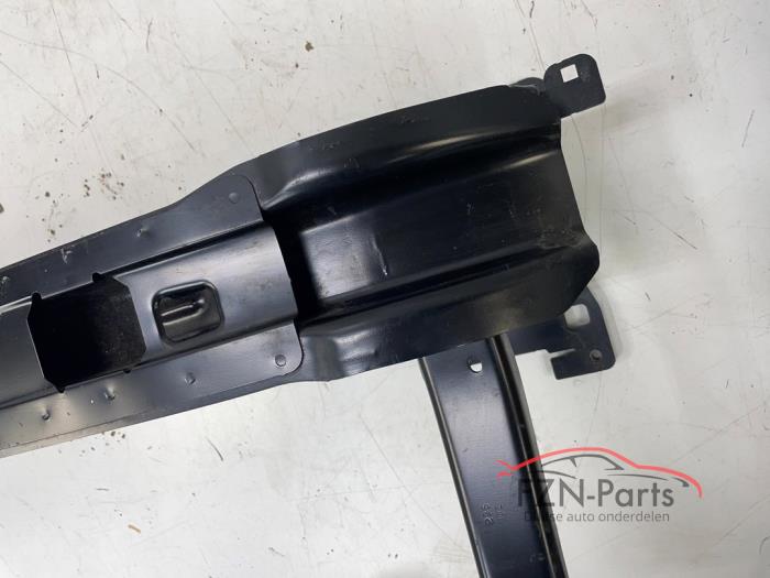 VW Passat B8 1.4 GTE Bumperbalk voorzijde