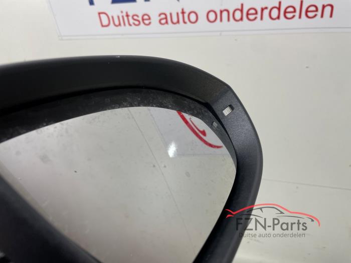 VW Golf 8 Spiegel FL Rechts Side