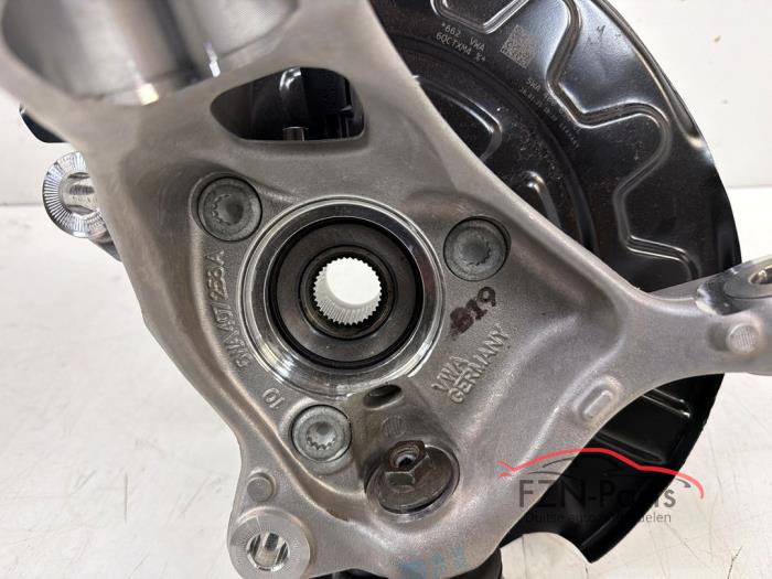 VW Golf 8 aluminium fusee links NIEUW