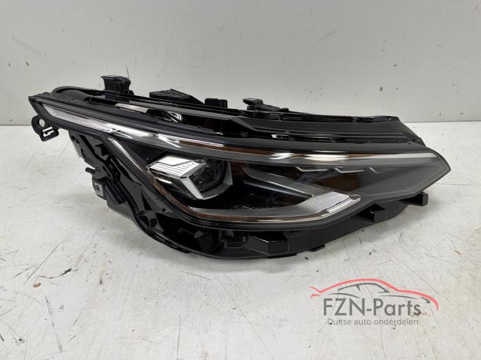 VW Golf 8 Facelift Koplamp Volled rechts