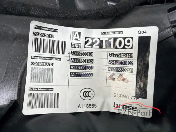 Mercedes-Benz W177 A-Klasse Ruitmechaniek met Speaker