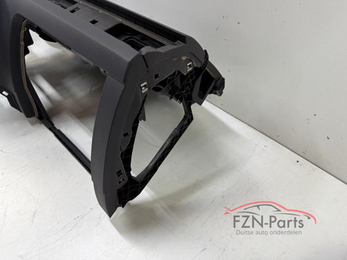 VW Passat B8 Dashboard Head-up