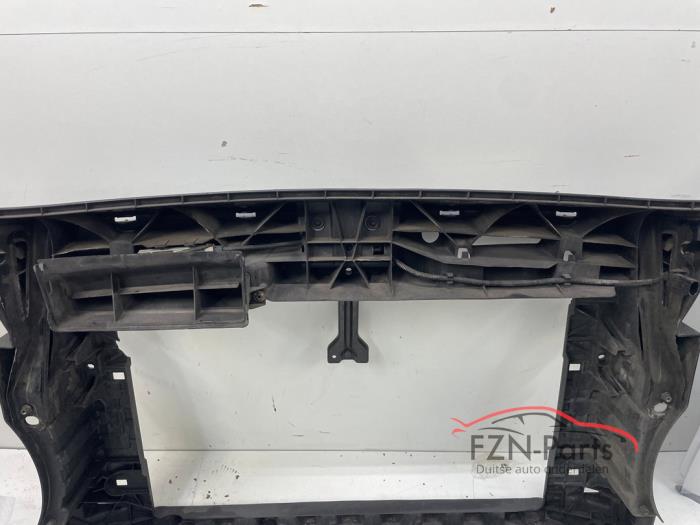 VW Caddy 1T Front met sloten