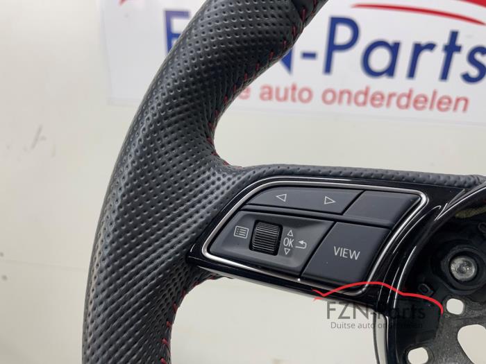 Audi A4 A5 8W Stuur S-Line MF+F1+VIEW Leer rood Stiksel