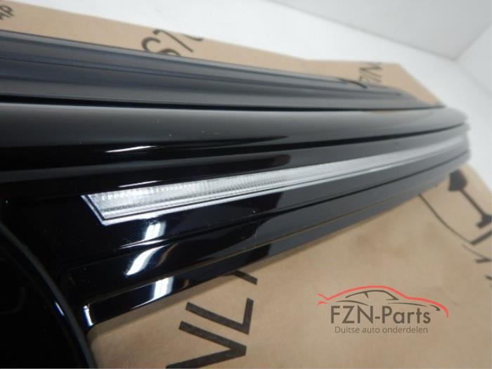 VW Golf 8 R R-Line Grille Hoogglans Zwart ACC