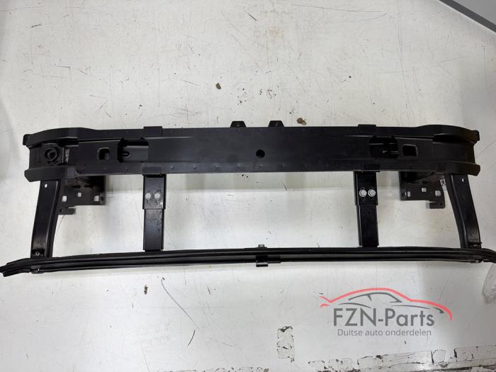 VW Passat B8 Bumperbalk voorzijde+onderstrip