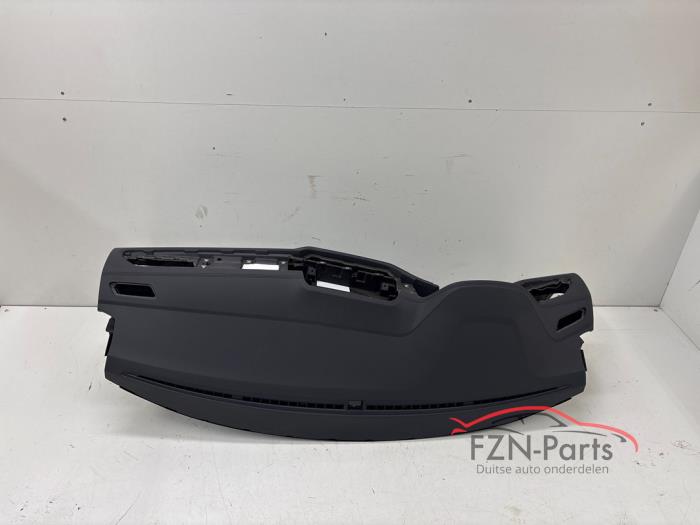 VW T-Roc Facelift Dashboard