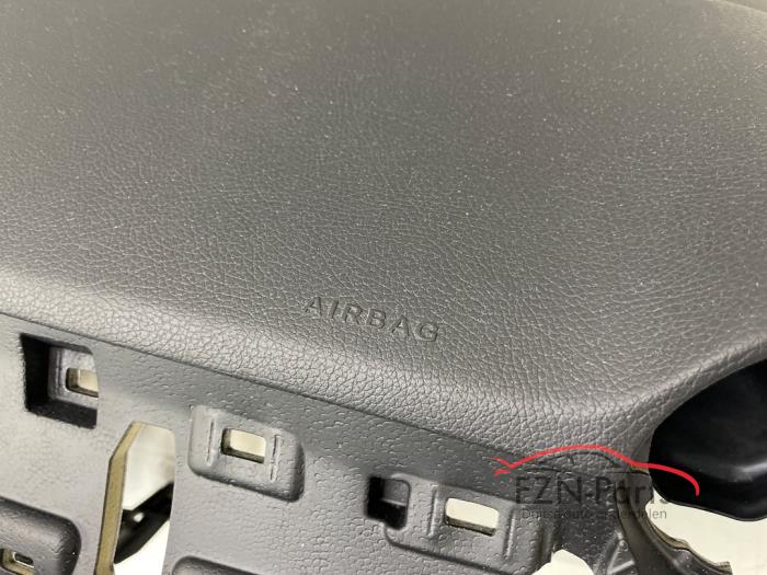 Mercedes-Benz B-Klasse W247 Dashboard los