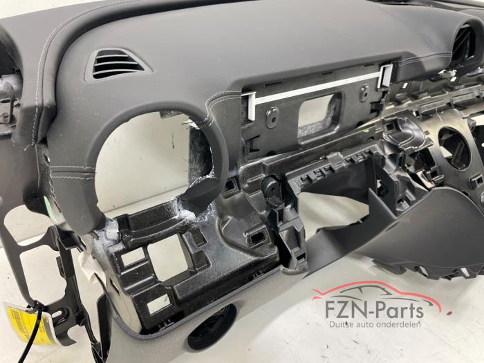 Mercedes-Benz C-Klasse W206 Dashboard los leer