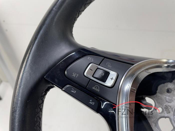 VW Polo 2G Stuur MF+ACC+F1 Leer