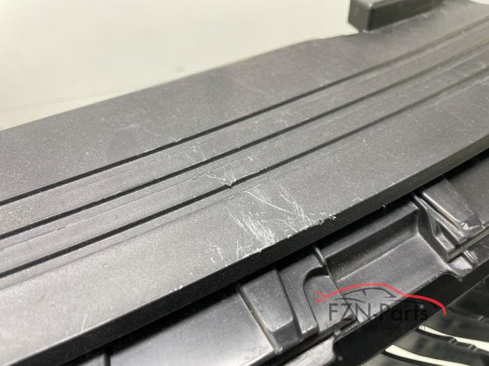 VW Polo 2G grill houder /Bumpergeleider voorzijde