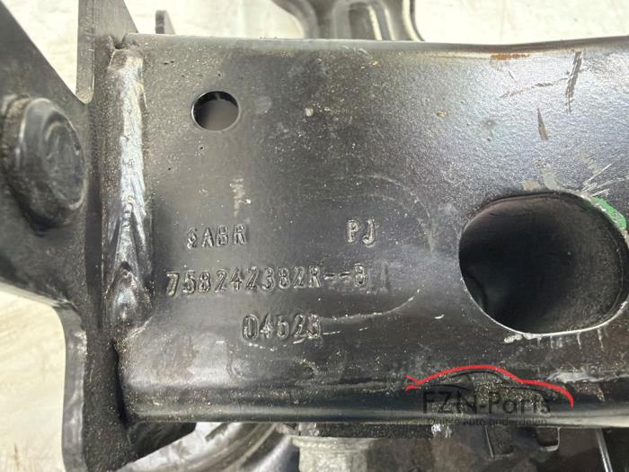 Mercedes-Benz W420 Citan subframe steun front