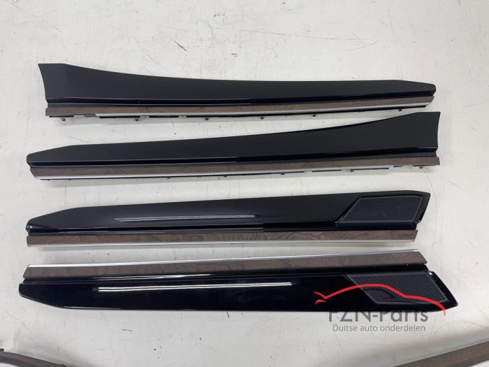 VW Touareg 760 Inleg Dashboard Portieren set